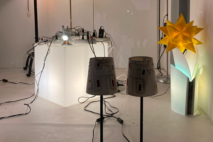 Romantisches Leuchten: Installation und Projekt mit Anwohner:innen
