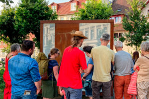 Mehr über den Artikel erfahren Zeitsprünge: Performative Annäherungen an Caspar David Friedrich am 13. Juli 2024 am und im CUBIC