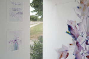 Mehr über den Artikel erfahren no country for old trees: Installation im CUBIC von Kerstin Hehmann bis 29. Juni 2025